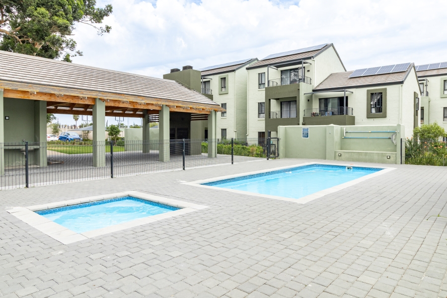 1 Bedroom Property for Sale in Jakarandas Western Cape